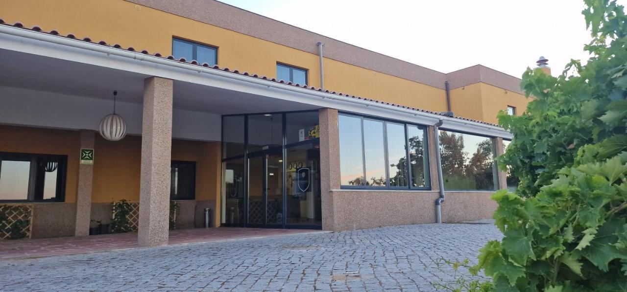 Hotel Vila Raia Idanha-a-Nova Exterior foto